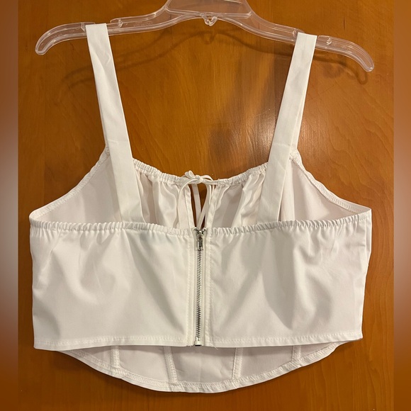 White Crop Top - Picture 2 of 3